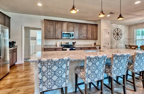 Lewes House | Coastal Club * 4BR Lewes Beach Home