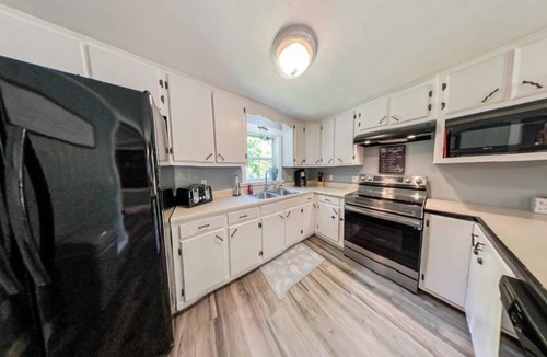 Stockton Springs House | Coastal Maine pet friendly home w/ large fenced yard