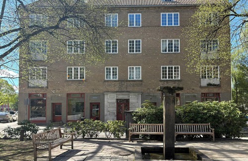 Bislett Apartment | Corner flat in a historic 1920s building