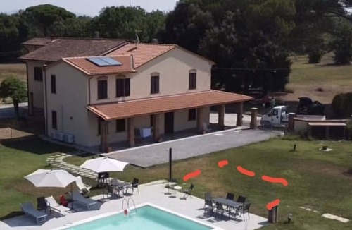 Castelfranco di Sotto House | Corte Cristofano country house in the plain of Lucca on the Via Francigena