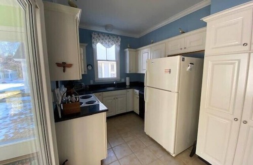Summer Village Cottage | Cottages at Summer Village, fully furnished cottage, Wi-fi, heated pools, hot tub