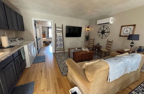 Fentress House | Country Escape Next DOOR Rental - Sleeps 6 - Stay upstairs in the trees