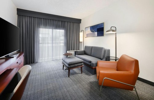 Gwinnett Place Hotel | Courtyard by Marriott Atlanta Duluth/Gwinnett Place