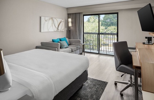 Newport News Hotel | Courtyard by Marriott Newport News Yorktown