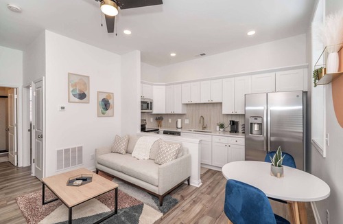 Covington Condo | Covington Charm Suites