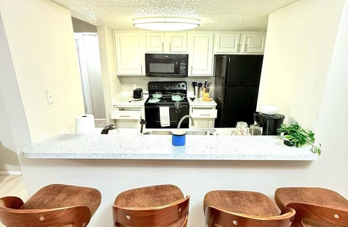 Addison Apartment | Cozy 1-bedroom apartment near tollway and hospital