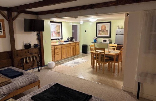 Bridgton Apartment | Cozy 2-Bed Suite/Studio with WiFi and AC in welcoming Lakes Region Bridgton