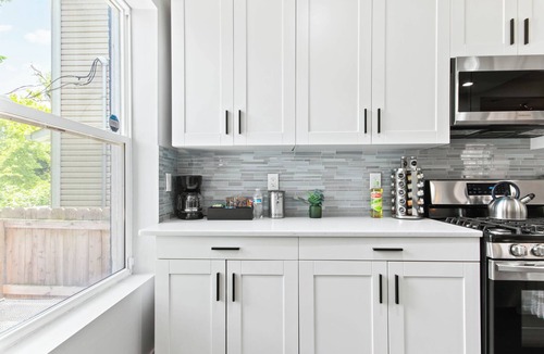 Columbus House | Cozy 4-bedroom house in pleasant Columbus with WiFi, AC