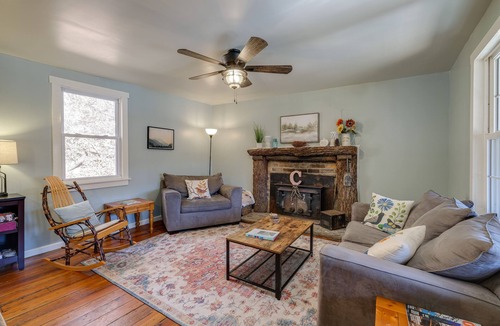 Eagle Rock Cottage | Cozy Eagle Rock Cottage on the Creek w/ Loft!