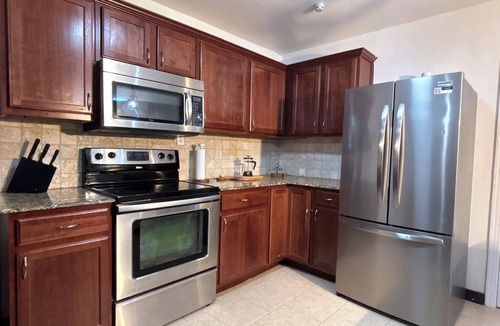 Northwest Dallas House | Cozy Home, Midway Hollow Dallas :WFH Office :Families & Relocations.Pets welcome