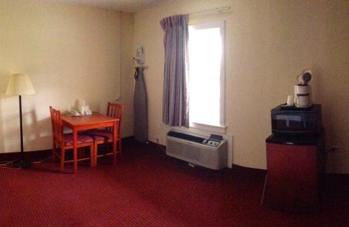 Yorktown Hotel | Crown Inn Motel Yorktown