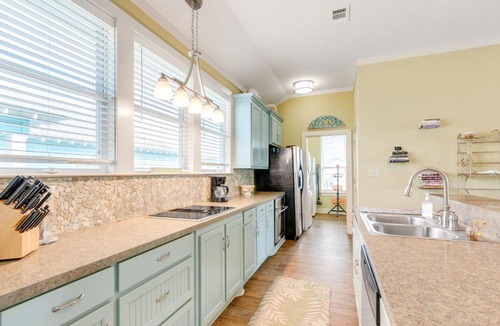 Crystal Beach House | Crystal View