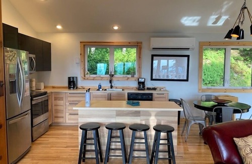 Edray House | Cupp's Cabin 6 BR - N. Westridge - Easy Walk to Slope