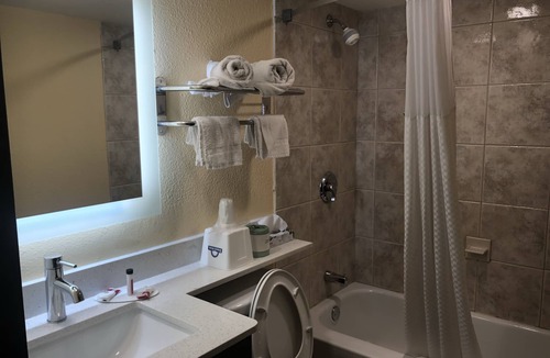 Grove City Hotel | Days Inn by Wyndham Grove City Columbus South