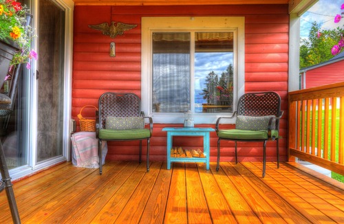 Rangeley House | 🐾Digby's Overlook - Small cabin just minutes from downtown Rangeley, dog friendly