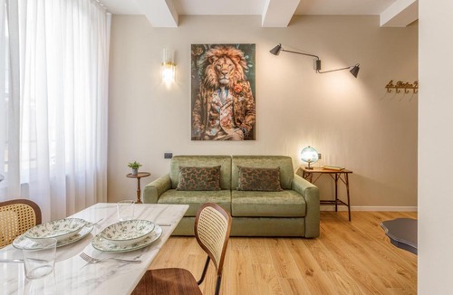 Old Town Apartment | Dimora d'Autore - Timeless Elegance in Modena