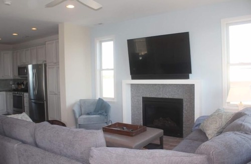 Broadkill Beach House | Dog friendly home in Broadkill Beach. 2809 S Bayshore