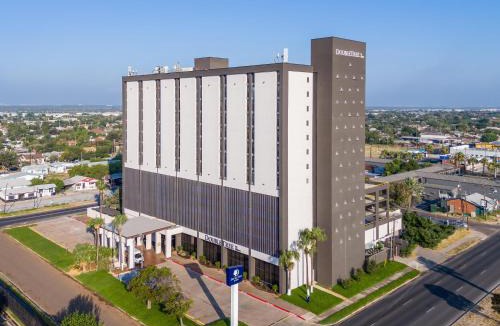 Western Division Hotel | DoubleTree by Hilton Laredo