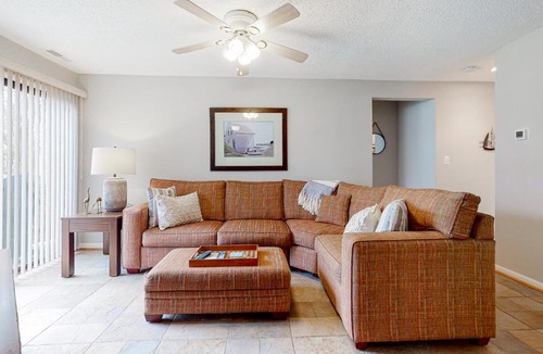 Fenwick Island Hotel | East of the Sun --- 39770 East Sun Dr #112