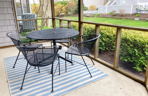 Fenwick Island Hotel | East of the Sun --- 39770 East Sun Dr #112