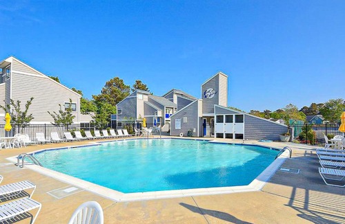 Fenwick Island Hotel | East of the Sun --- 39770 East Sun Dr #112