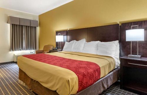 Brunswick Cabin | Econo Lodge Brunswick Travel Center