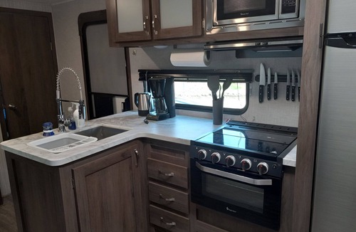 South Gouldsboro House | Elegant and spacious RV minutes from Acadia National Park on Schoodic
