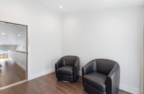 Fredericksburg House | Emigrant's Inn