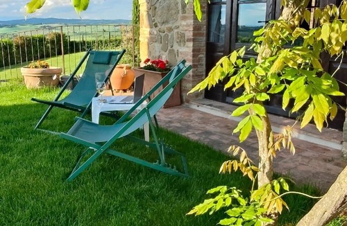 Bollano House | Enchanting house, private pool & garden, wellness, stunning views, easy to reach