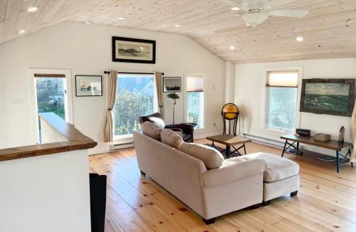 West Point House | Escape to Positive Outlook