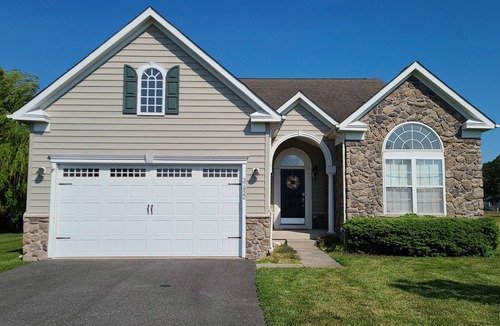 Selbyville House | Exceptional Bayview Landing Beach House.