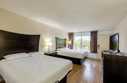 Beeville Hotel | Executive Inn