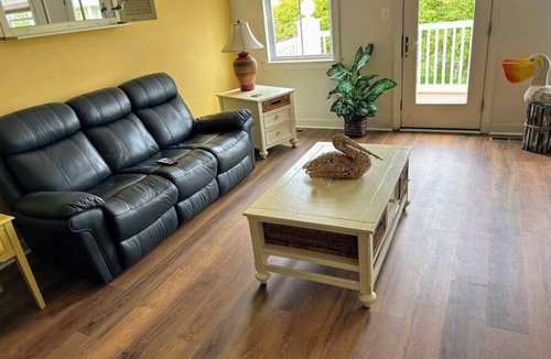 Sunset Island House | Fabulous Luxury 5 Bedroom townhouse With WiFi In Gated Community On Bayside With Indoor/Outdoor Pools, Private Beaches, Restaurant, And More Just Ten Minutes From Beach!