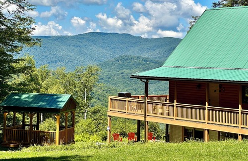 Edray Cabin | Family Cabin Near Snowshoe: Hot Tub, Sauna, Game Room & Mountain Views