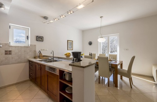 Srinjine House | Family house -Villa with heated pool and big garden