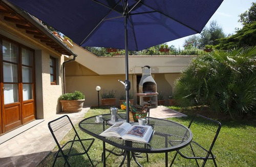 Montespertoli Apartment | Fantastic rustic apartment with two bedrooms