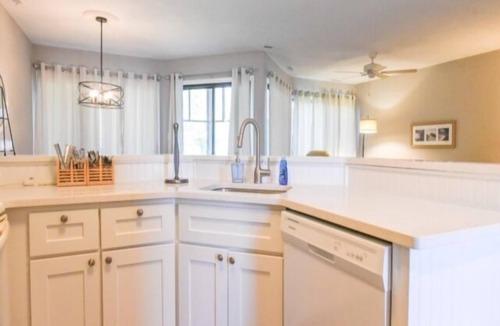 Fenwick Island Condo | Fenwick Island 2BR 2 BA Condo 1st Floor, Screened Porch, Pool and Tennis