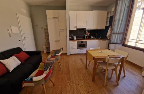 Sant'Antonio Apartment | Five Roses Studio Flat