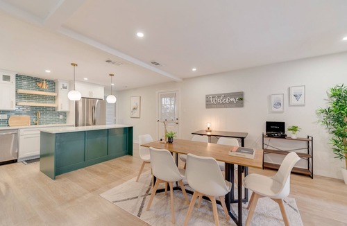 Park Central House | Forest Meadow Homestead: 4 Beds of Calm & Sky