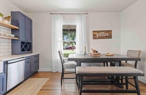 Stonewall House | Fredericksburg Farmhouse, Wine Country, Hot Tub