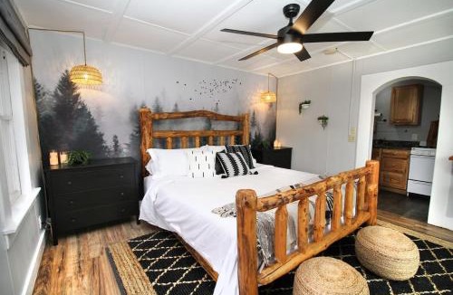 Twin Mountain House | Freshly Updated The Mountain Cottages #1