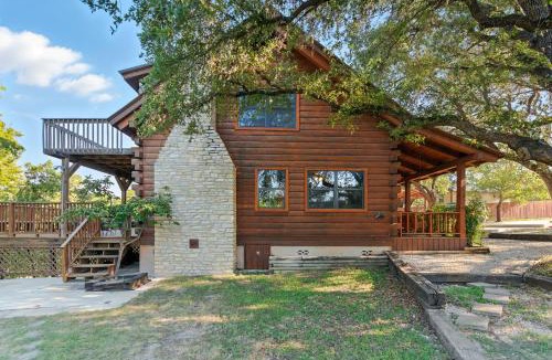 Leakey House | Frio Rivers Edge in the Heart of Hill Country