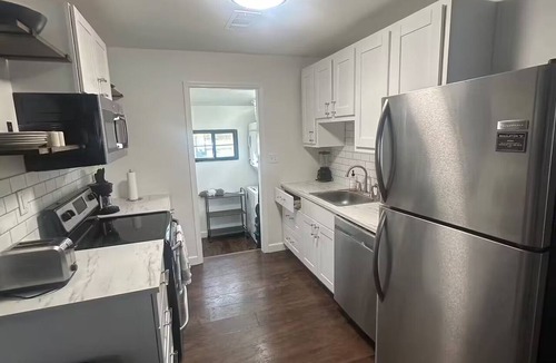 Eagan Park Apartment | Full 2/1 apt by ATL Airport & downtown ATL