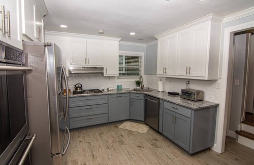 Arlington Heights House | Fully Remodeled Home near Dickie's Arena, Will Rogers and Downtown | Great for Families & Friends