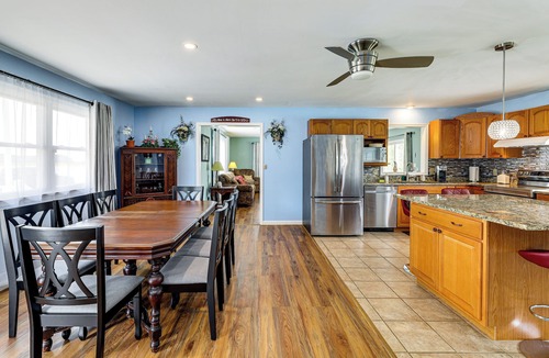 Georgetown House | Getaway on 1/2 Acre w/Deck in Georgetown