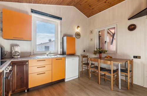 Valbandon Apartment | Gorgeous apartment in Fazana with WiFi