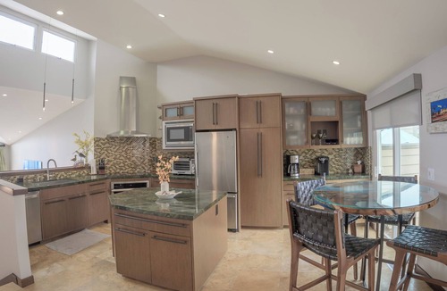 Encinitas House | Gorgeous Panoramic Pacific Views in Oceanfront townhome in Seabluffe Community