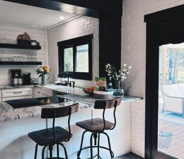 Era Apartment | Hidden Meadow - rustic hideaway
