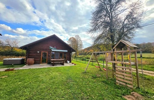 Brlog House | Holiday Home Brlog – Private Retreat in Nature-pet friendly with jacuzzi!
