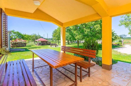 Grandici House | Holiday home mit Klimaanlage und Terrasse